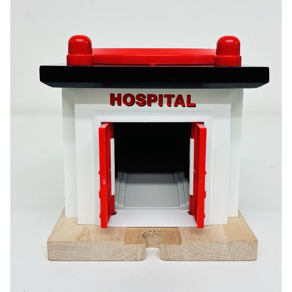 Rescue Hospital Thomas & Friends Wooden Railway LC99349 LN Complete w/ Box - Picture 4 of 15